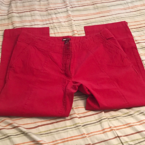Women’s size 14 bright red crop pants! - Picture 1 of 5